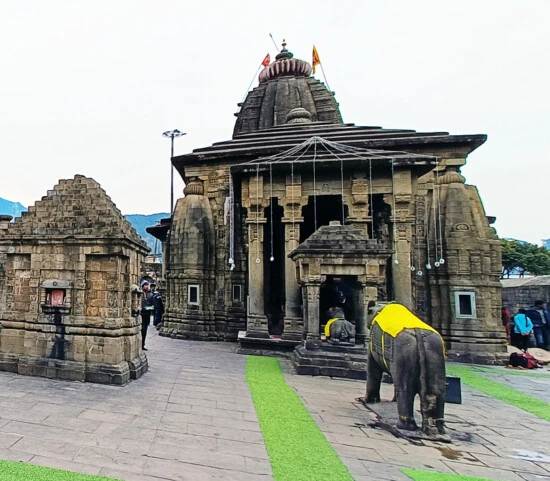 Taxi for Baijnath Temple