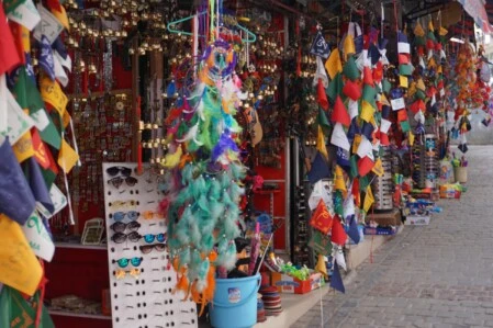 Tibetan Market Bir Billing